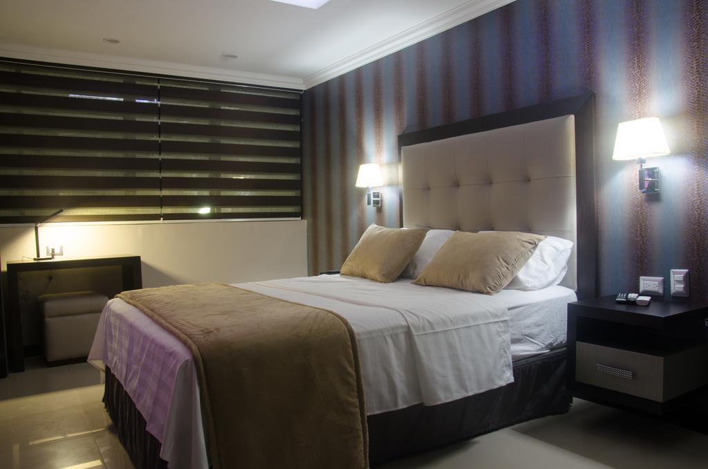 Hotel Veuxor Machala Phòng bức ảnh